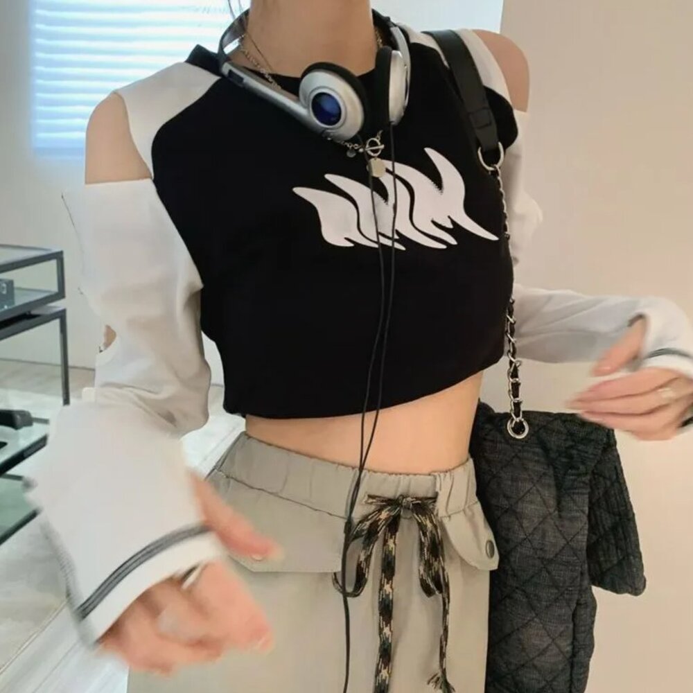 yesstyle cropped printed black & white long sleeve